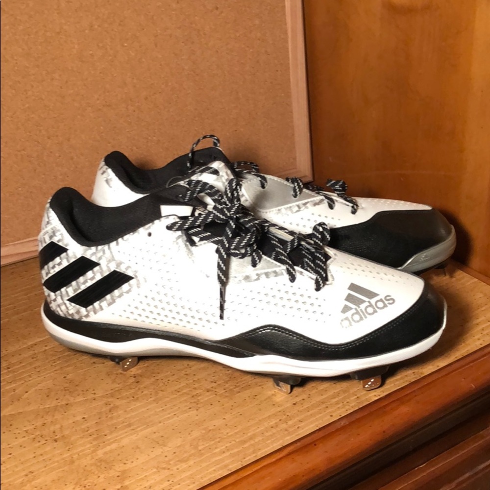 Adidas PowerAlley 4 Cleats